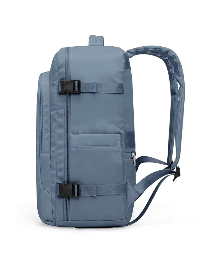 Sac à dos 45 x 36 x 20 cm vue de côté avec poche latérale et sangles de compression