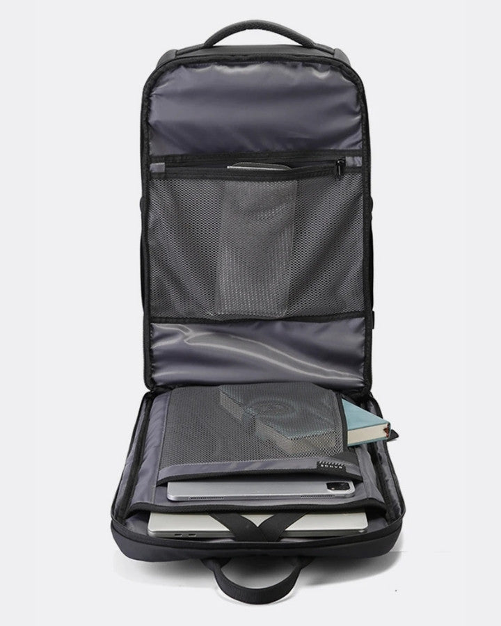 Sac à Dos 45 x 36 x 20 cm Easyjet, ouverture type valise à 180° et multiples poches internes
