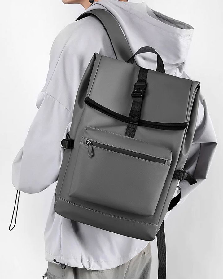 Sac à Dos à Rabat, porté sur l'épaule