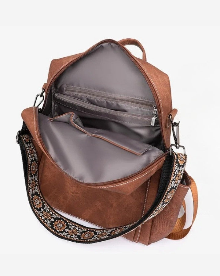 Sac à Dos Femme pour la Ville en Tissu, ouvert, vue sur les multiples poches du compartiment principal