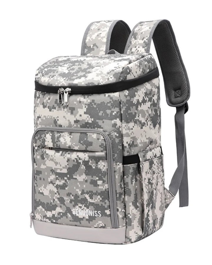 Sac à dos isotherme militaire en motif camouflage gris digital avec grande poche avant et bandoulières rembourrées.