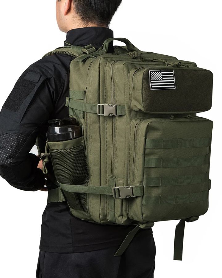 Sac à Dos Militaire 45 Litres, kaki, porté sur le dos
