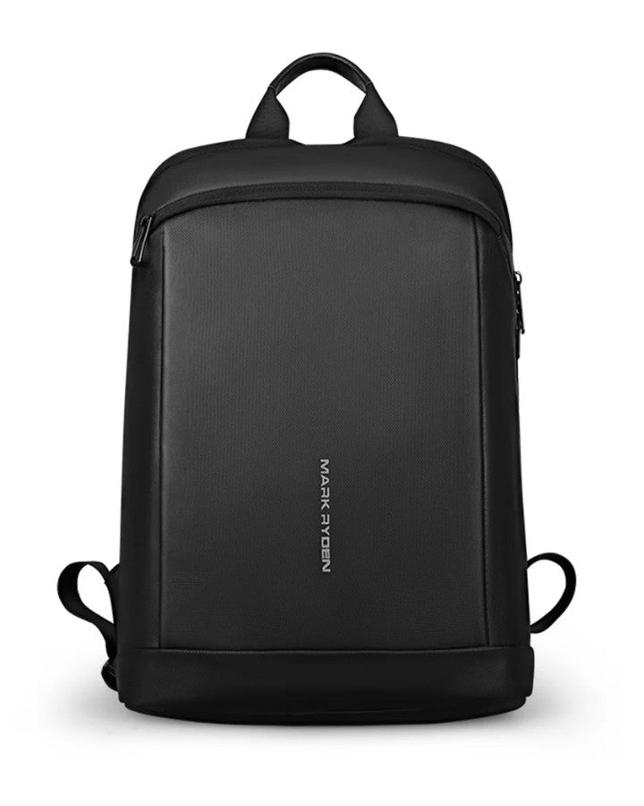 Vue frontale du sac à dos ultra léger pour ordi portable avec logo vertical Mark Ryden.